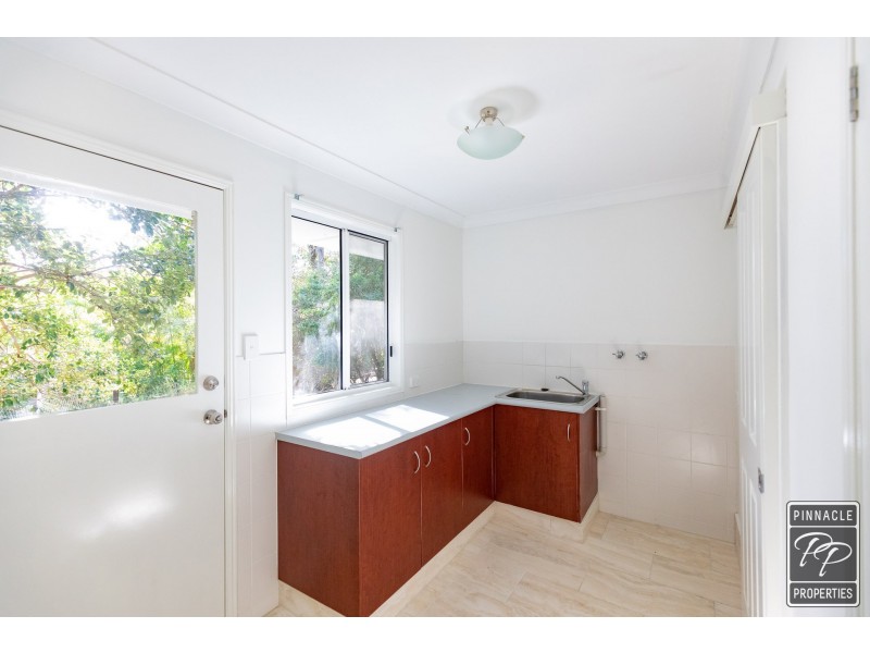 148 Boscombe Road, Brookfield QLD 4069