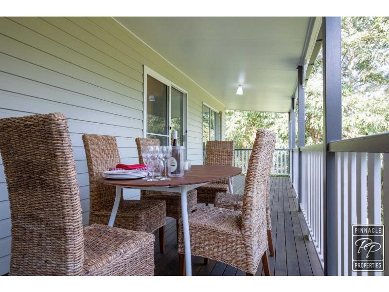 148 Boscombe Road, Brookfield QLD 4069