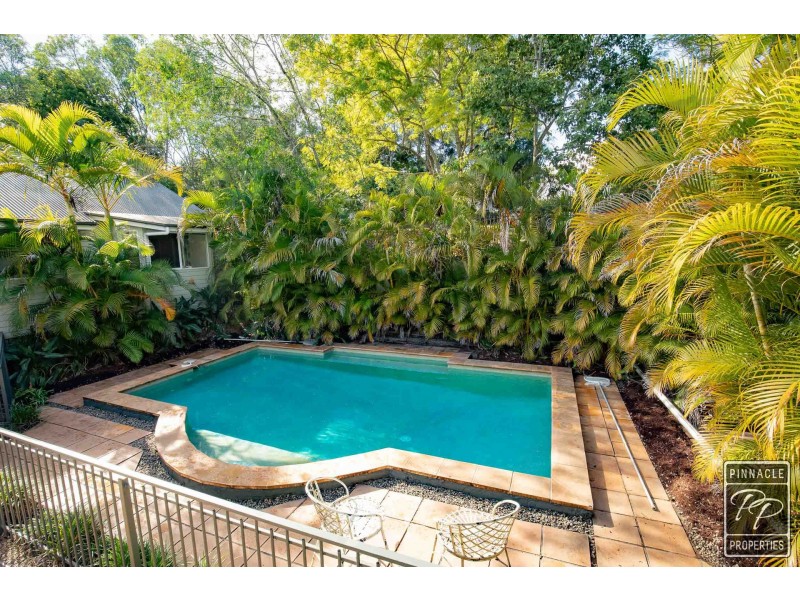 148 Boscombe Road, Brookfield QLD 4069
