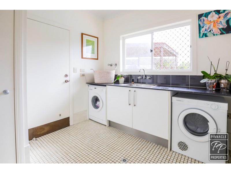 30 Foxmont Drive, Carina QLD 4152