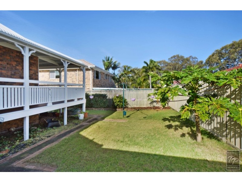 10 Lynanda Court, Rothwell QLD 4022
