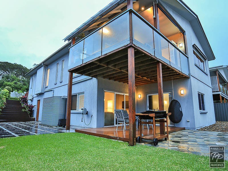 5 Tristania Road, Kenmore QLD 4069