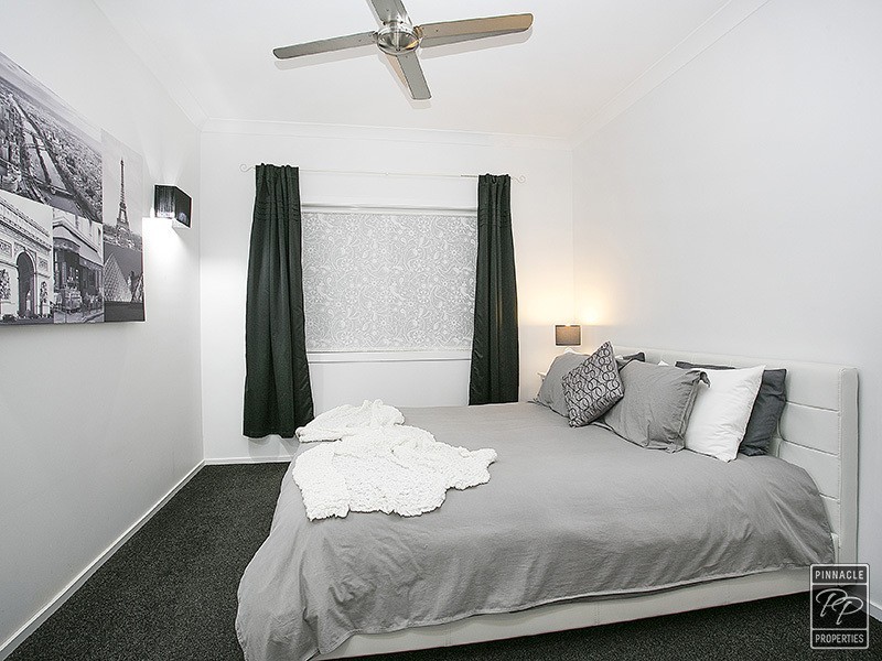 5 Tristania Road, Kenmore QLD 4069