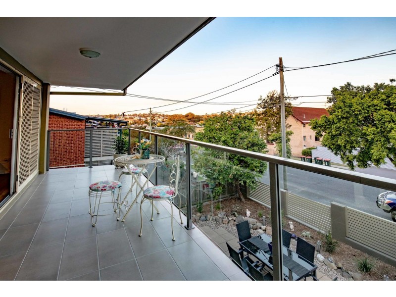 26 Derby Street, Coorparoo QLD 4151