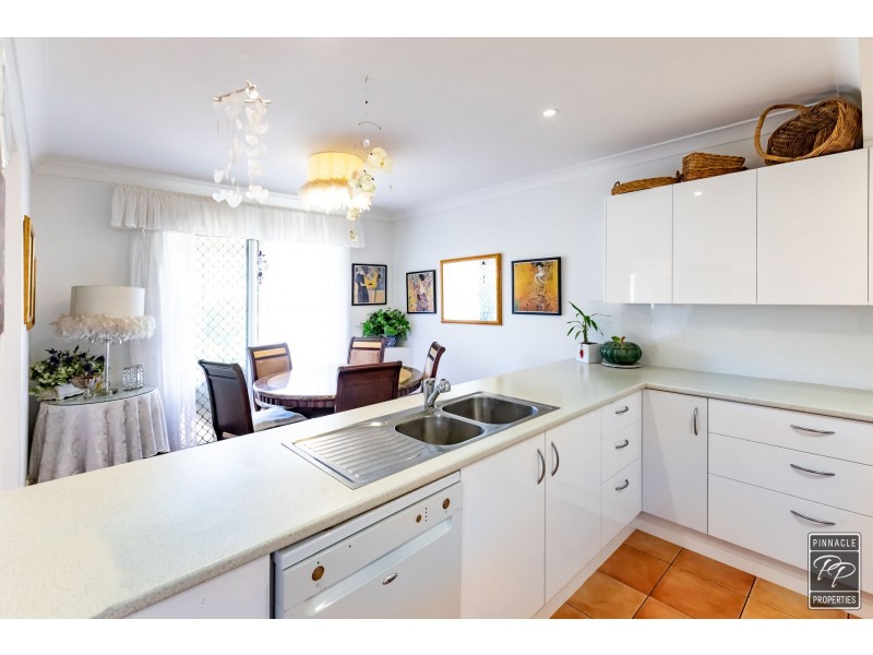 18/580 Seventeen Mile Rocks Road, Sinnamon Park QLD 4073