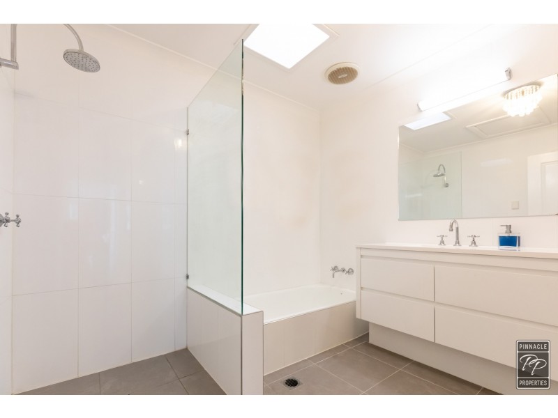 18/580 Seventeen Mile Rocks Road, Sinnamon Park QLD 4073