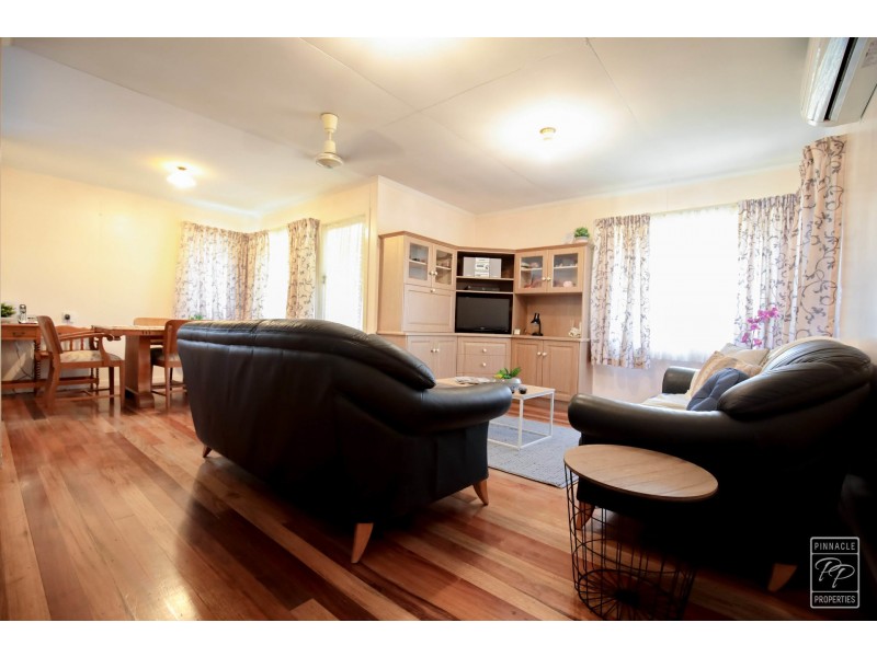 25 Masterton Street, Oxley QLD 4075