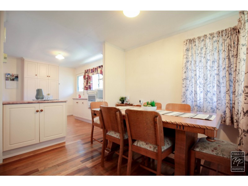 25 Masterton Street, Oxley QLD 4075