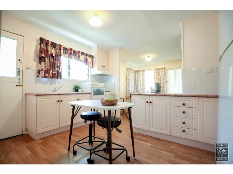 25 Masterton Street, Oxley QLD 4075