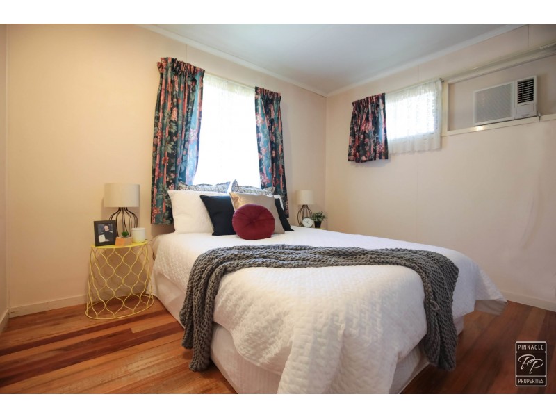 25 Masterton Street, Oxley QLD 4075