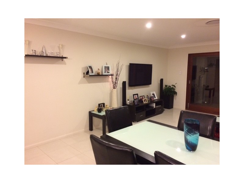 37 Obrist Place, Rochedale QLD 4123