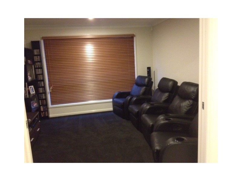 37 Obrist Place, Rochedale QLD 4123