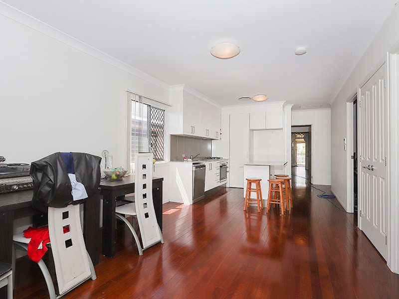 219 Days Road, Grange QLD 4051