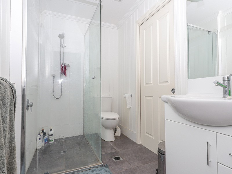 219 Days Road, Grange QLD 4051