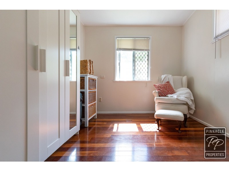 50 Lloyd George Street, Eastern Heights QLD 4305