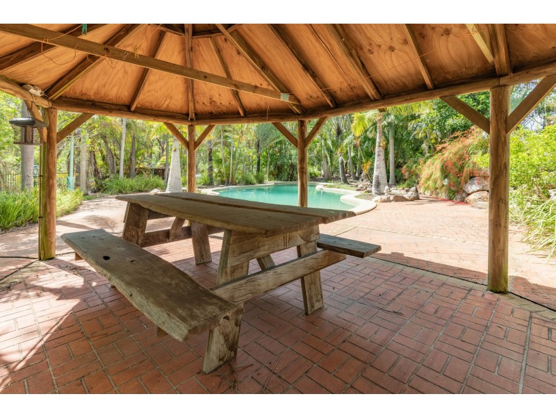 9 Quarrion Court, Warner QLD 4500