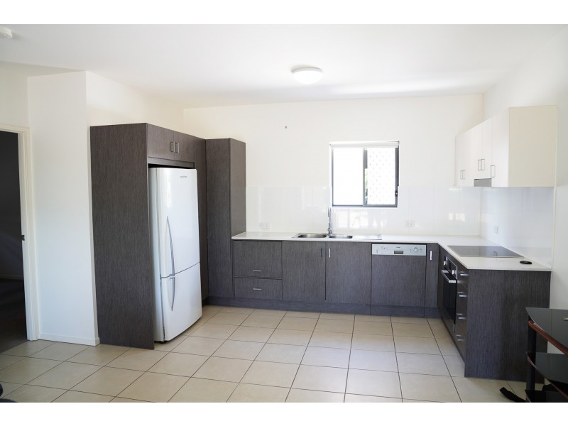 8/71 Dansie Street, Coorparoo QLD 4151