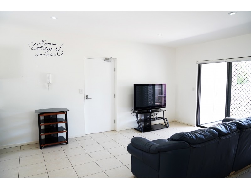 8/71 Dansie Street, Coorparoo QLD 4151