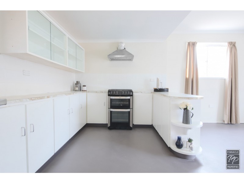 3 Warner Street, Raceview QLD 4305