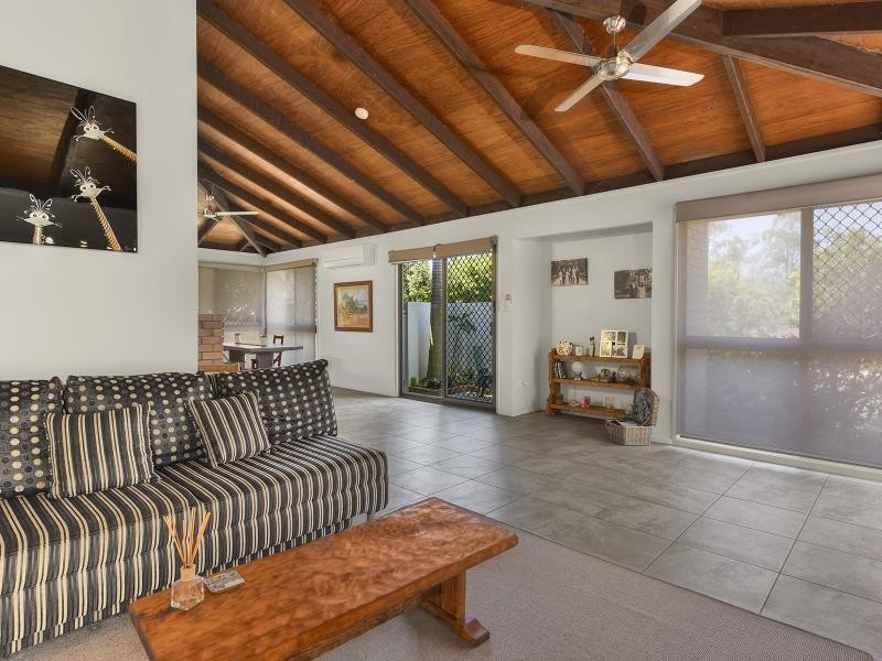 112 Ridley Road, Bridgeman Downs QLD 4035