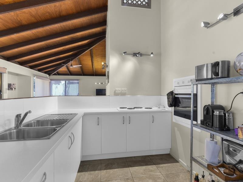 112 Ridley Road, Bridgeman Downs QLD 4035