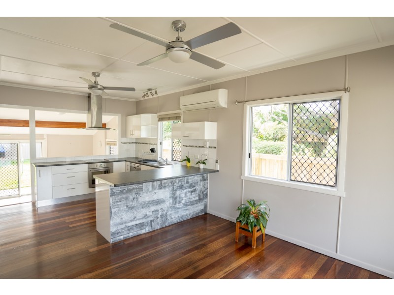 127 Maine Road, Clontarf QLD 4019