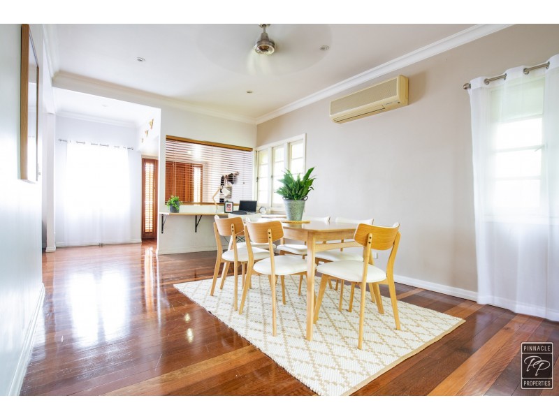 15 Spencer Street, Corinda QLD 4075