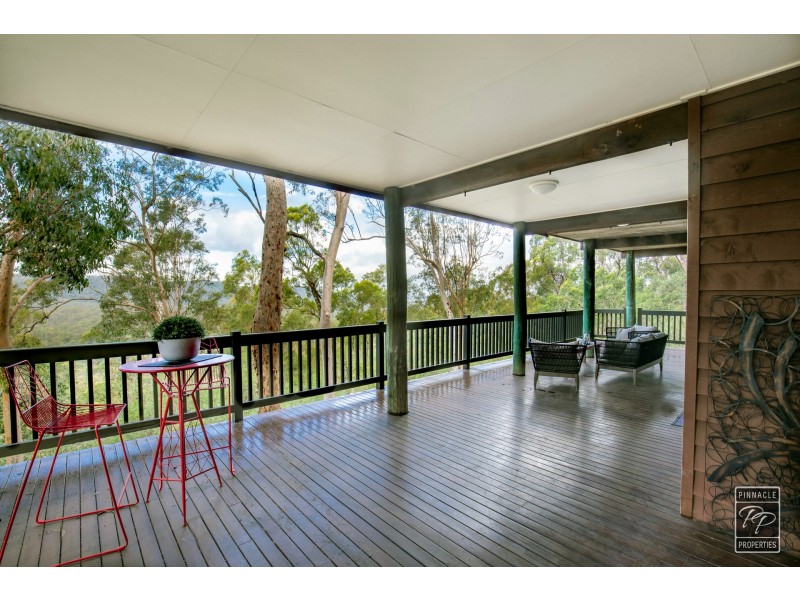 351 Boscombe Road, Brookfield QLD 4069