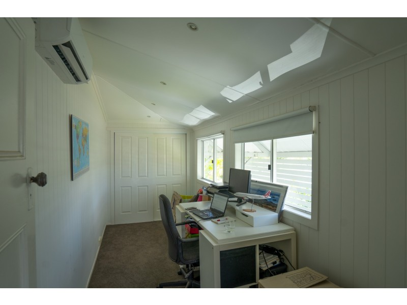 2/74 McBride Street, Pinkenba QLD 4008