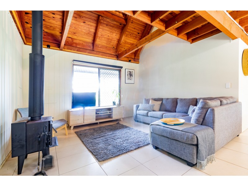 8 Minaji Court, Karana Downs QLD 4306