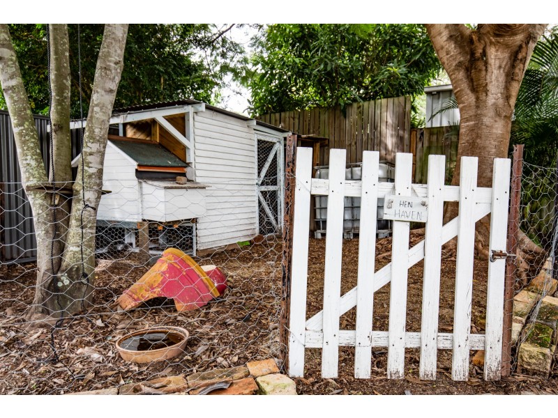 8 Minaji Court, Karana Downs QLD 4306