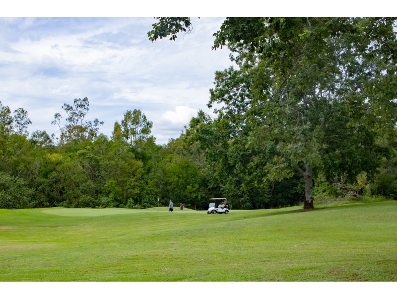 8 Minaji Court, Karana Downs QLD 4306