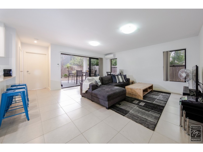 2/49 Theodore Street, Stafford QLD 4053