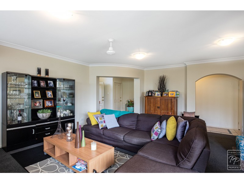 200 Saturn Crescent, Bridgeman Downs QLD 4035