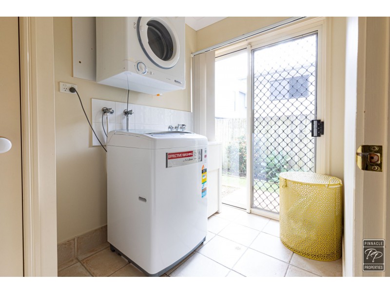 200 Saturn Crescent, Bridgeman Downs QLD 4035