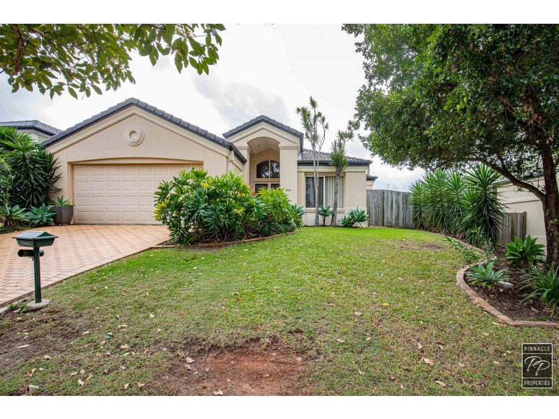 200 Saturn Crescent, Bridgeman Downs QLD 4035