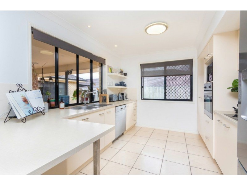 30 Ashford Circuit, Petrie QLD 4502