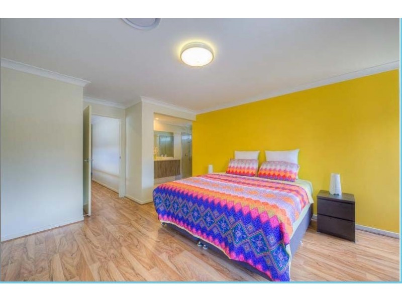 12 Booyong Place, Bridgeman Downs QLD 4035