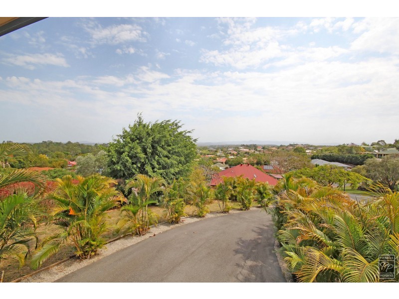 6 Feldsman Court, Petrie QLD 4502