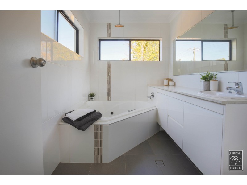 52 Armfield Street, Stafford QLD 4053