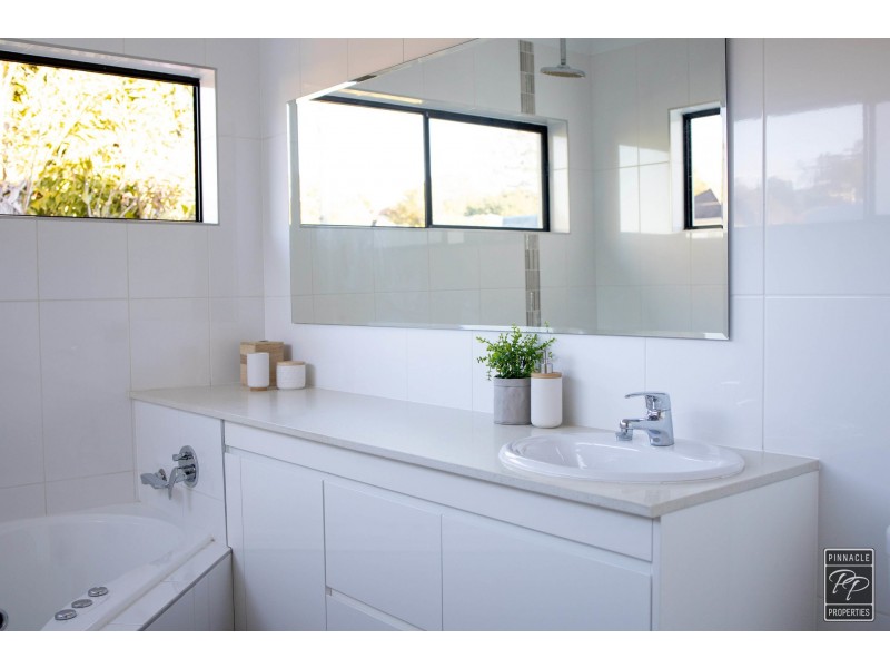 52 Armfield Street, Stafford QLD 4053