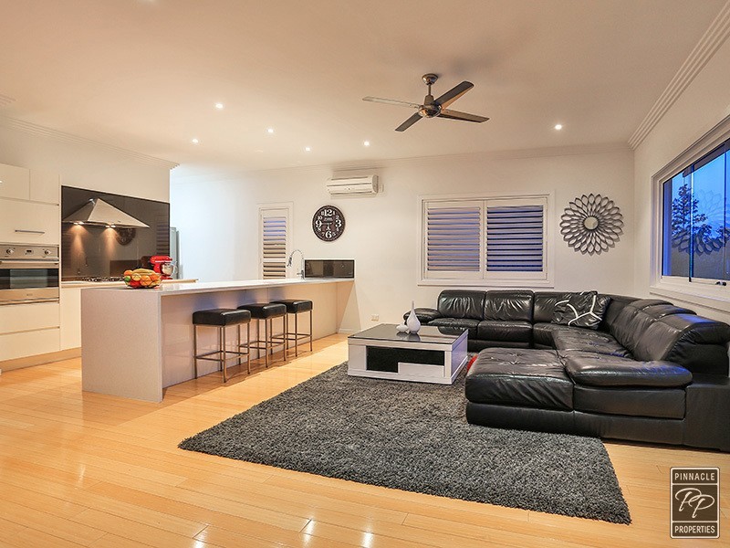 5 Tristania Road, Kenmore QLD 4069