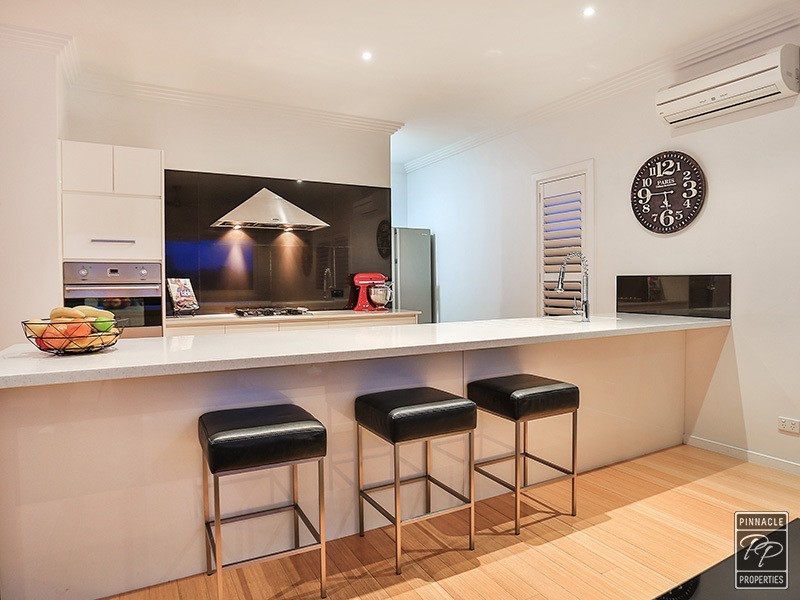 5 Tristania Road, Kenmore QLD 4069