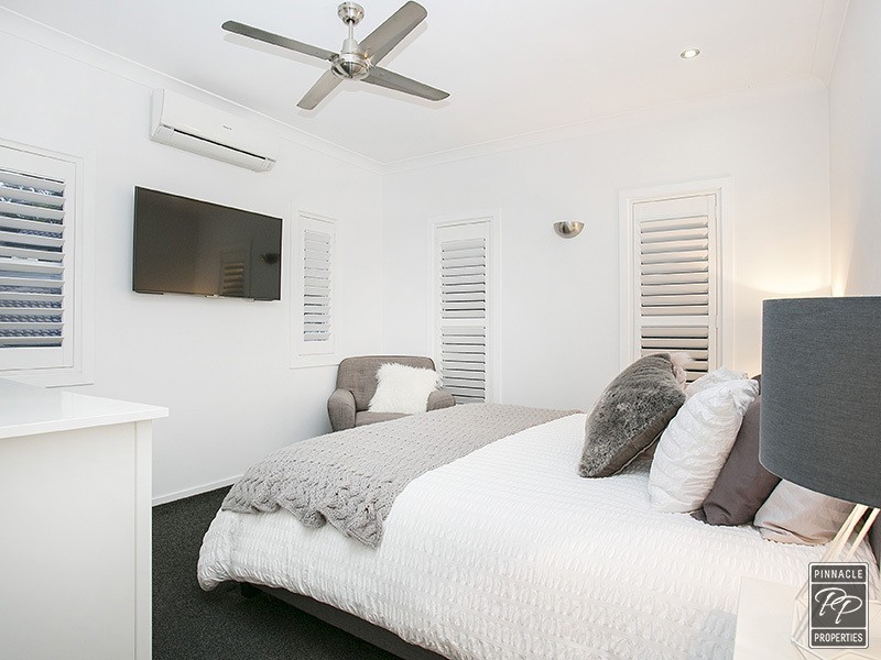 5 Tristania Road, Kenmore QLD 4069