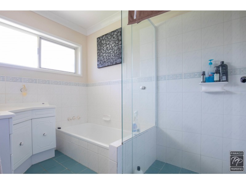 3 Diosma Street, Bellbowrie QLD 4070