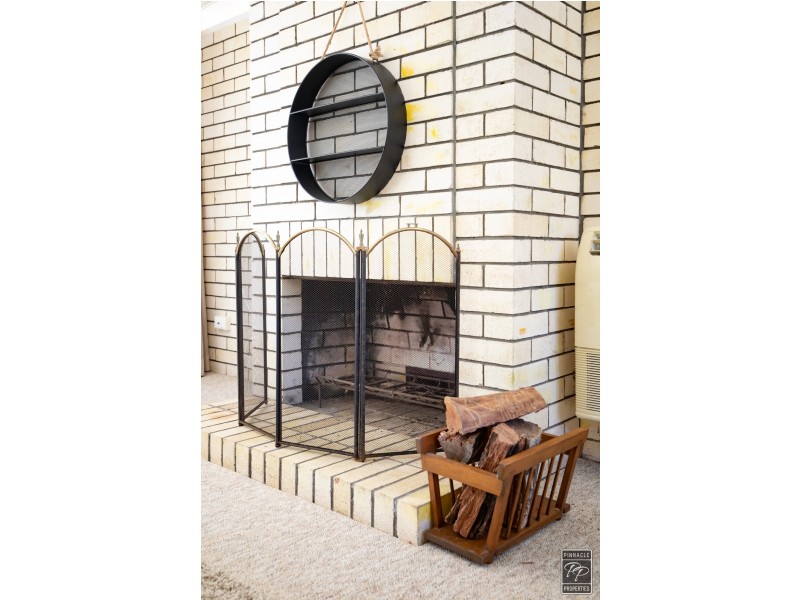 8 Ardell Street, Kenmore QLD 4069