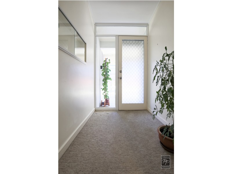 8 Ardell Street, Kenmore QLD 4069