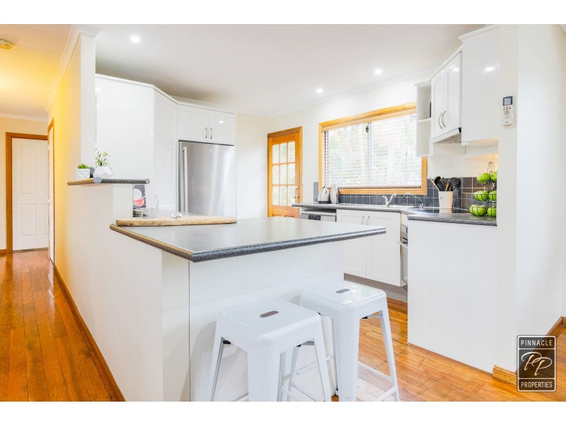 16 Edenvale Street, Oxley QLD 4075