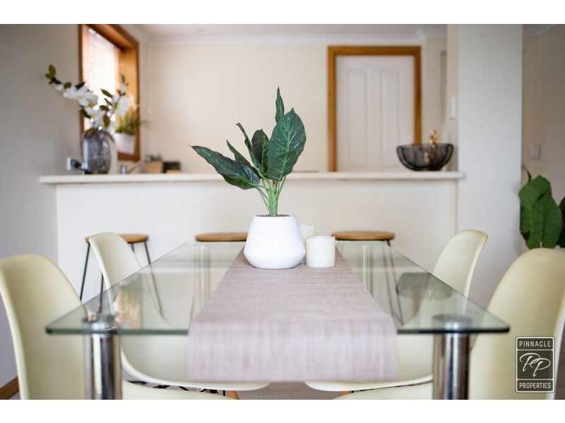 16 Edenvale Street, Oxley QLD 4075