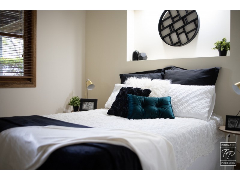 16 Edenvale Street, Oxley QLD 4075